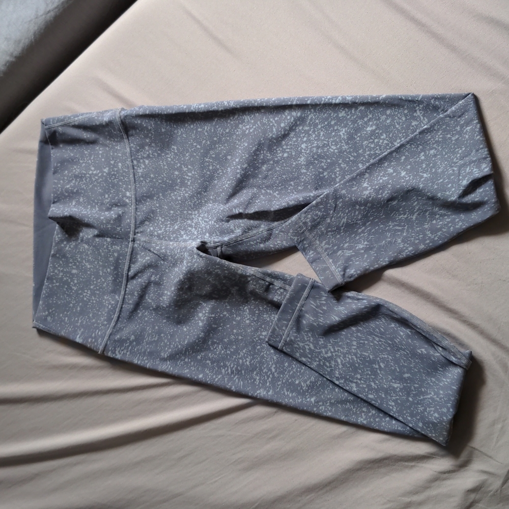 Lululemon Wunder Under 21" Spray Washed Asphalt Grey